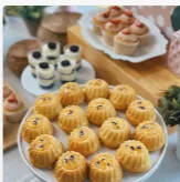 Box of 12 Bundt Cakes
